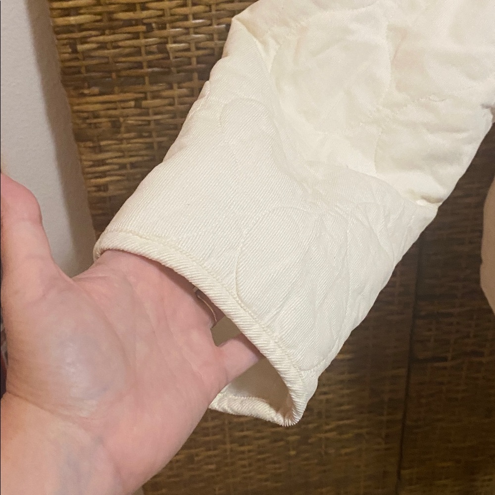 Universal Thread Ivory Puffer Jacket - image 2